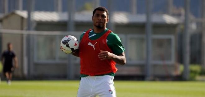 Colin Kazım İlk idmana çıktı