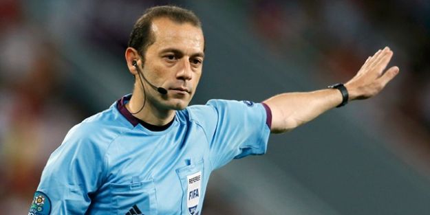 Cüneyt Çakır'a FIFA'dan çok kritik maç