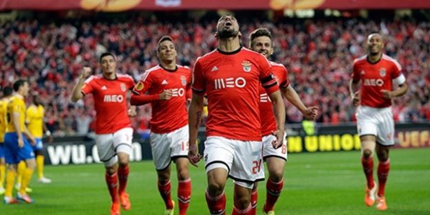 Cüneyt Çakır'ın yönettiği maç Benfica'nın