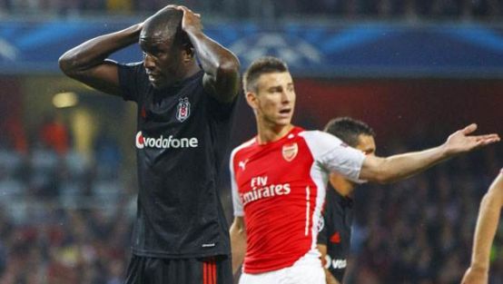 Demba Ba sakatlandı!