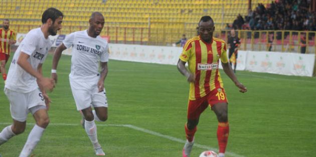 Denizlispor deplasmandan 3 puanla dönüyor