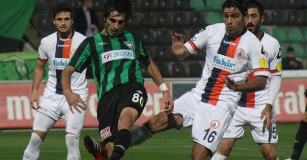 Denizlispor - Istanbul Büyükşehir Belediyespor Fotoğraflari