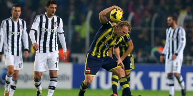 Derbide ilk golü atanın bileği bükülmüyor!