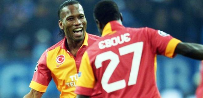 Drogba ve Eboue'den İstanbul 2020'ye destek