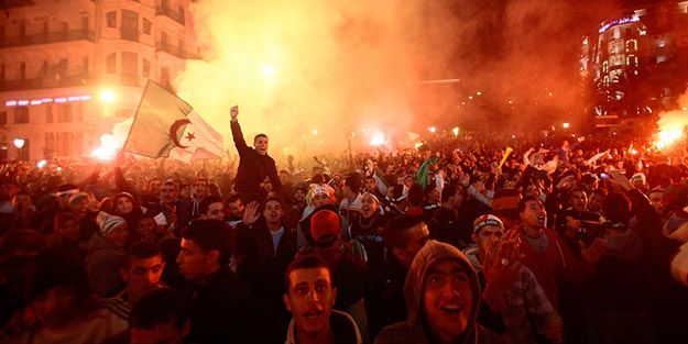 Dünya Kupası kutlaması hüzne dönüştü: 12 ölü, 240 yaralı