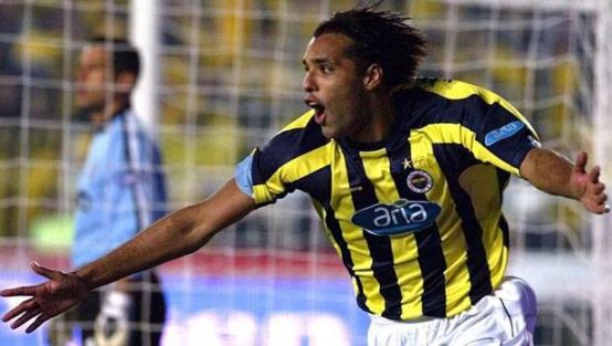 Efsane FENERBAHÇE' ye dönüyor !