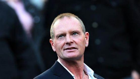 Efsane isim sahalara dönüyor!