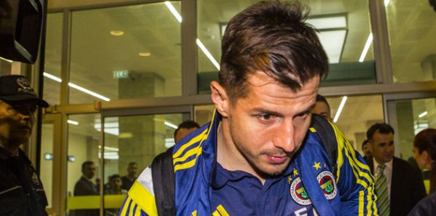Emre Belözoğlu'ndan sürpriz karar!