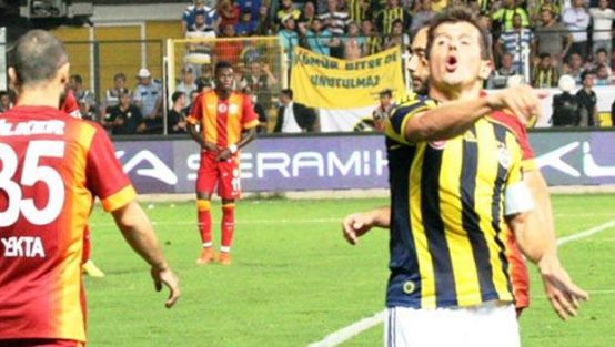 'Emre taraftara küfür etti' iddiası