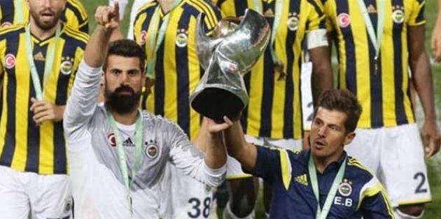 Emre ve Volkan'a "ıslık"