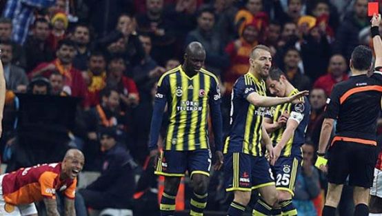 Emre'ye G.Saray uyarısı!