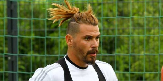 Ersan Gülüm'e Çin işkencesi!