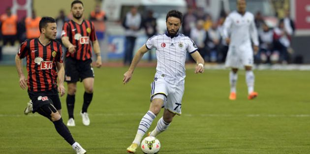 Es-Es'ten F.Bahçe'ye çelme