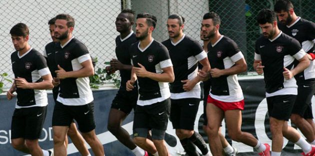 Eski günlere dönmek istiyor!