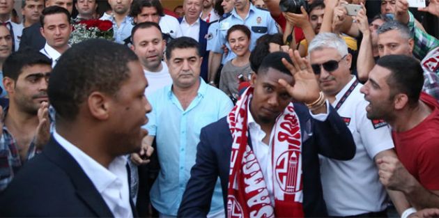 Eto'o Antalya'ya geldi