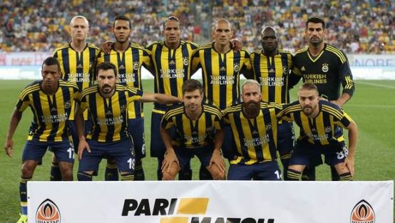 F.Bahçe şorta da reklam aldı!