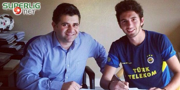 F.Bahçe yıldız adayına imzayı attırdı