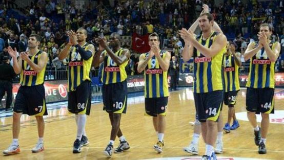 F.Bahçe'den ezeli rakibine fotoğraflı mesaj!