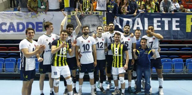 Fenerbahçe Grundig finalde