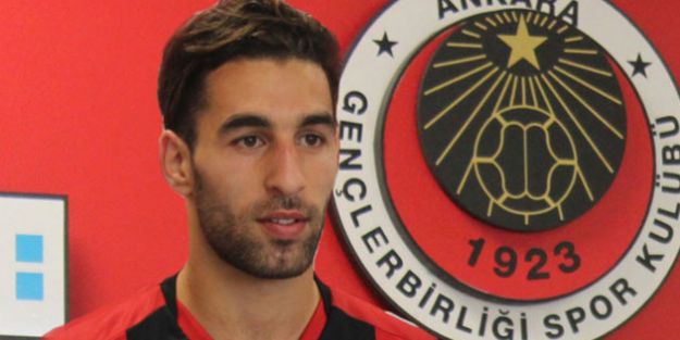 Fenerbahçe ilk imzayı attırmak üzere