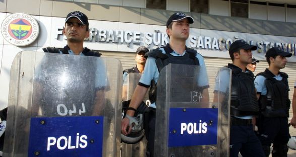 Fenerbahçe Kulübüne polis baskını