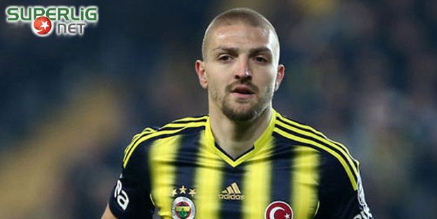 Fenerbahçe'de imza sırası Caner'de!