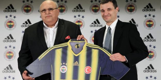 Fenerbahçe'de tarihi imza