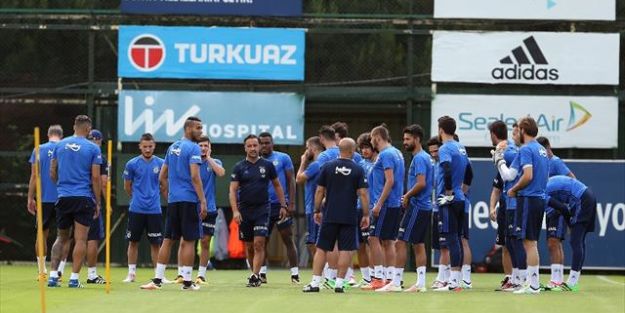 Fenerbahçe’de yeni sezon hazırlıkları sürüyor