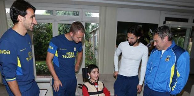 Fenerbahçe'den Alkışlanan Hareket!