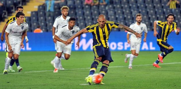Fenerbahçe'den  Vitoria Guimaraes e 3 gol