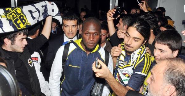 Fenerbahçe'ye Antalya'da Coşkulu Karşılama