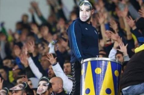 Fenerliler Galatasaray'la Dalga Geçtiler!