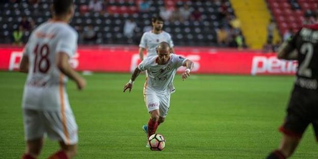 Galatasaray Antep'te güldü