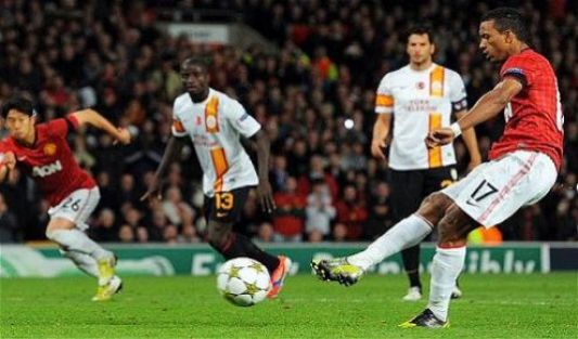 Galatasaray Kanatları Takıyor