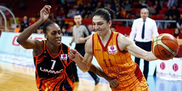 Galatasaray’a iki şok birden !