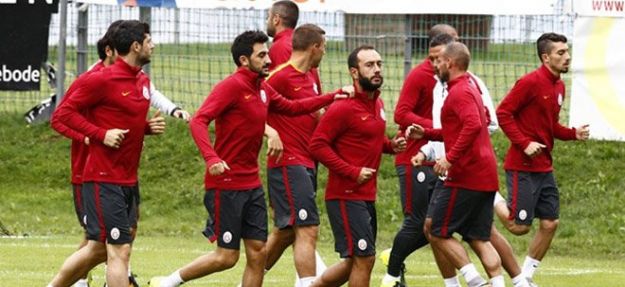 Galatasaray'da kıyım başladı!