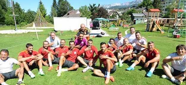 Galatasaray'da yeniler çalıştı!