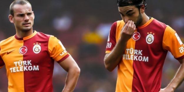 Galatasaray'dan Sneijder'e futbol tarihinde görülmemiş ceza