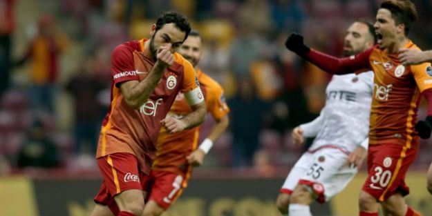 Galatasaray, 90'da hayat buldu