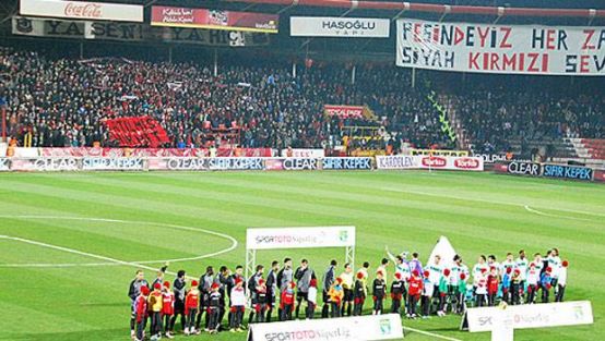 Gaziantepspor'dan taraftara jest