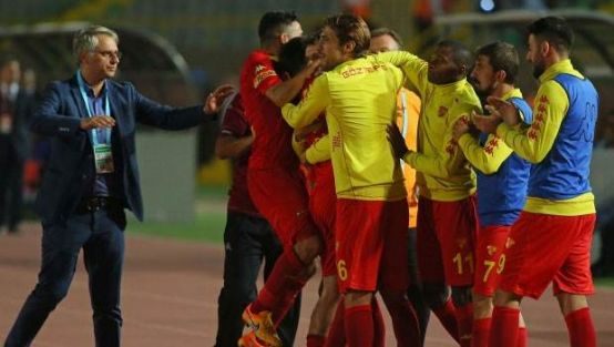 Göztepe evinde galip!