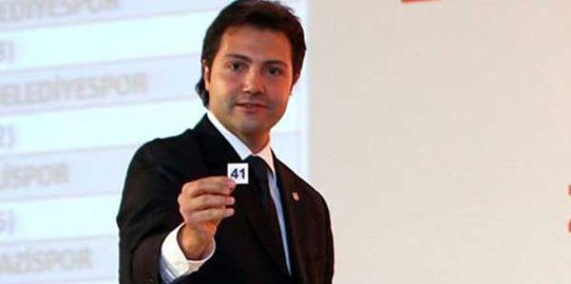 İstifayı yalanladı