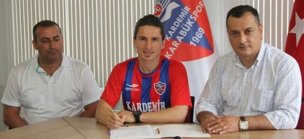 Kardemir Karabükspor'da iki isme imzayı attırdı!