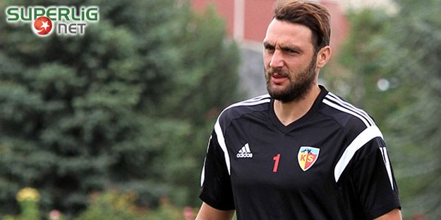 Kayserispor, Hakan'a karşılık 3 futbolcu istedi