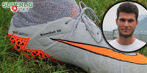 Kramponuna "Bismillah 99" yazdırdı!