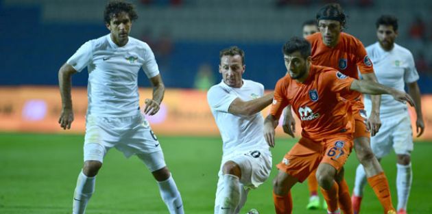 M.Başakşehir nefes aldı