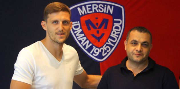 Mersin İdman Yurdu'ndan 1 yıllık imza!
