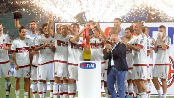Milan kupayı aldı!