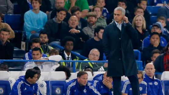 Mourinho’ya bir darbe daha