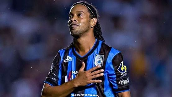 Ronaldinho, transferini duyurdu